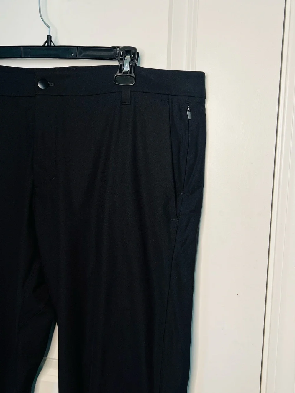 LULULEMON Men's Black Commission Pants Size 38